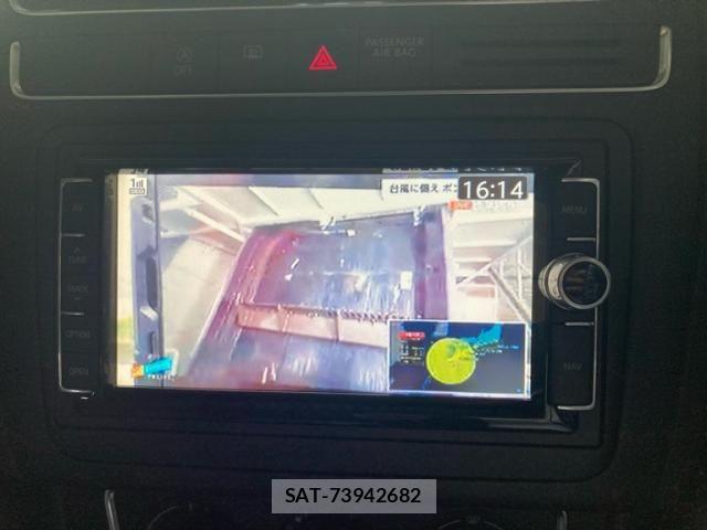 VolksWagen POLO 2014-10 7252855-28