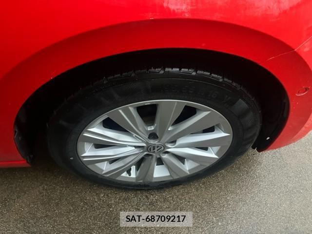 VolksWagen POLO 2019-06 7252847-7
