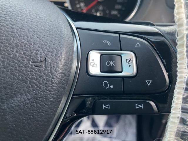 VolksWagen POLO 2014-10 7273265-11