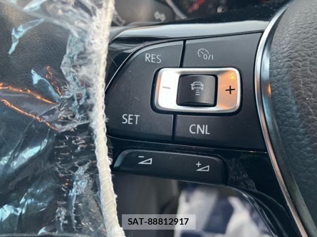 VolksWagen POLO 2014-10 7273265-12