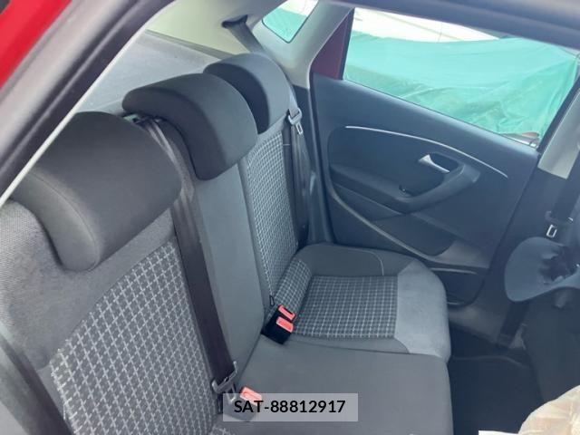 VolksWagen POLO 2014-10 7273265-17