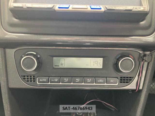 VolksWagen POLO 2010-06 7331200-17
