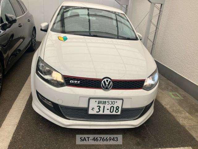 VolksWagen POLO 2010-06 7331200-23