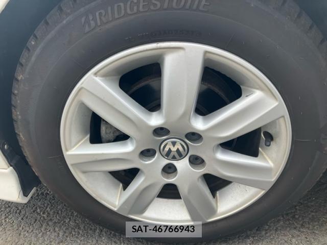 VolksWagen POLO 2010-06 7331200-8
