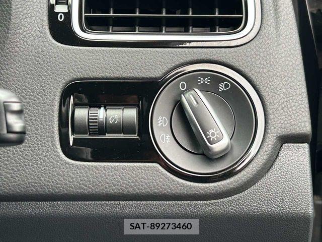 VolksWagen POLO 2012-08 7331198-9