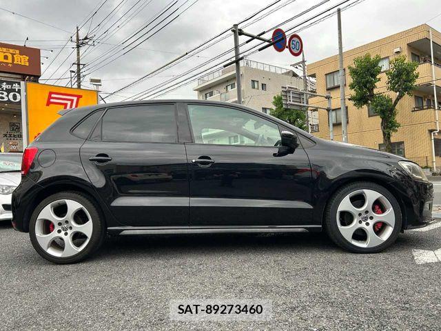 VolksWagen POLO 2012-08 7331198-19