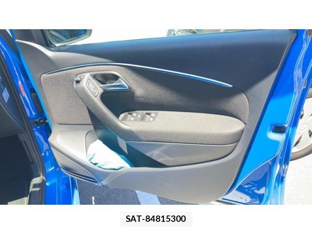 VolksWagen POLO 2015-08 7331197-9