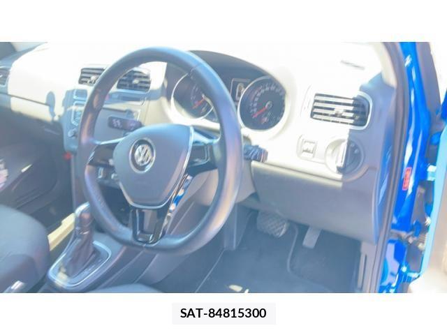 VolksWagen POLO 2015-08 7331197-10