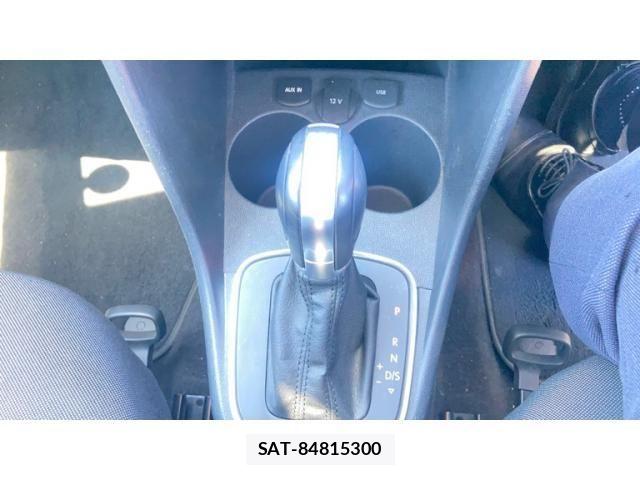 VolksWagen POLO 2015-08 7331197-19