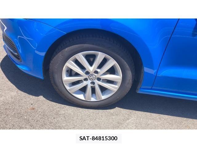 VolksWagen POLO 2015-08 7331197-3