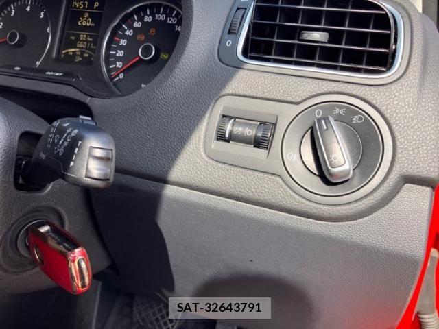 VolksWagen POLO 2012-09 7331202-15