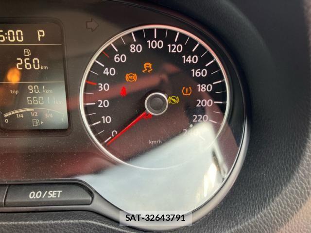 VolksWagen POLO 2012-09 7331202-20