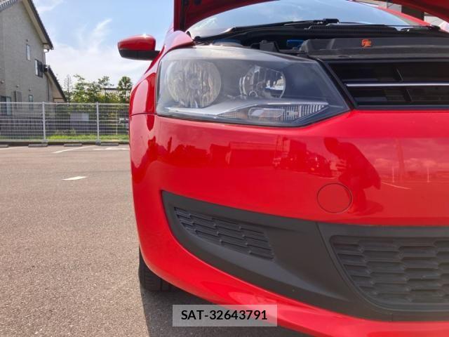 VolksWagen POLO 2012-09 7331202-8