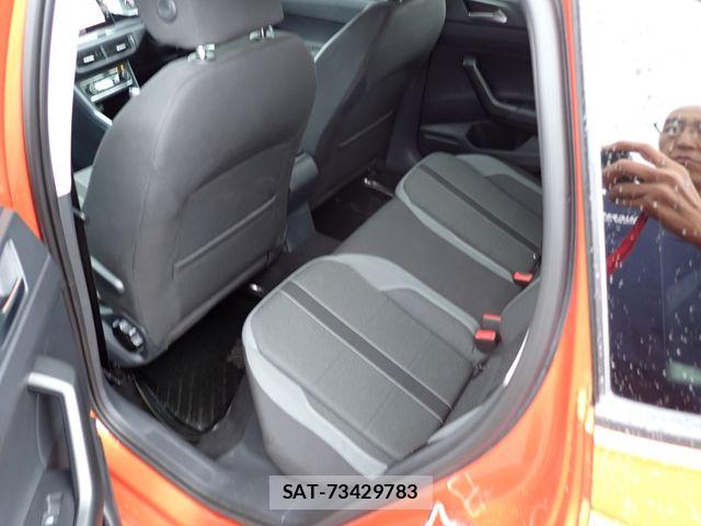 VolksWagen POLO 2018-03 7360480-21