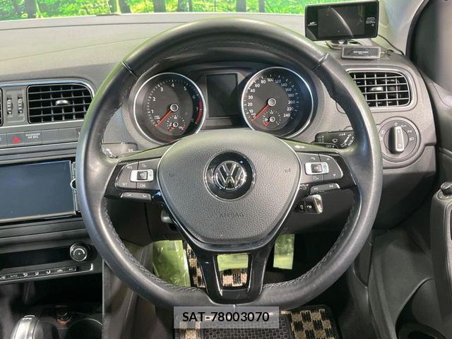 VolksWagen POLO 2016-09 7360486-9