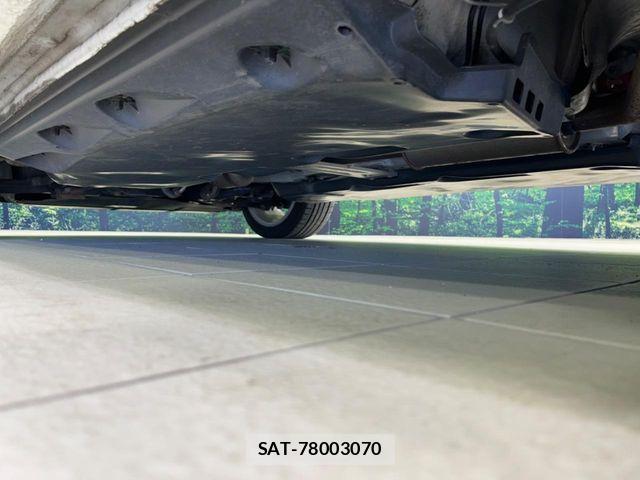 VolksWagen POLO 2016-09 7360486-19