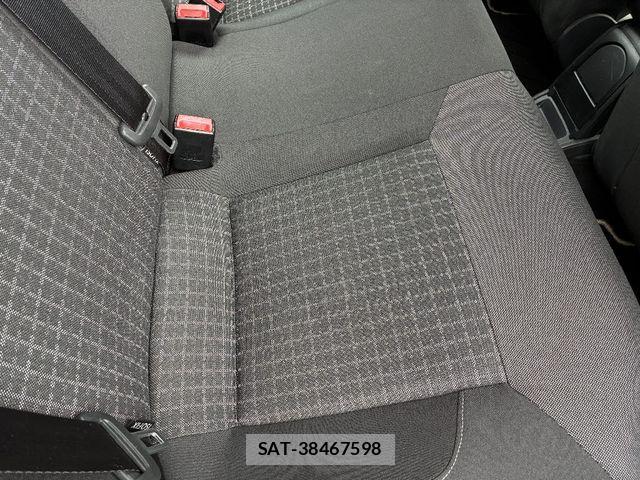 VolksWagen POLO 2018-03 7360483-16