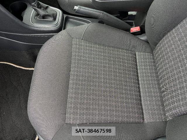VolksWagen POLO 2018-03 7360483-17