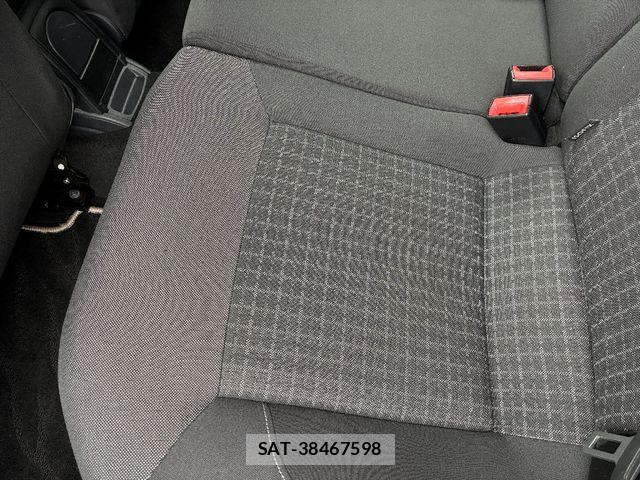 VolksWagen POLO 2018-03 7360483-18