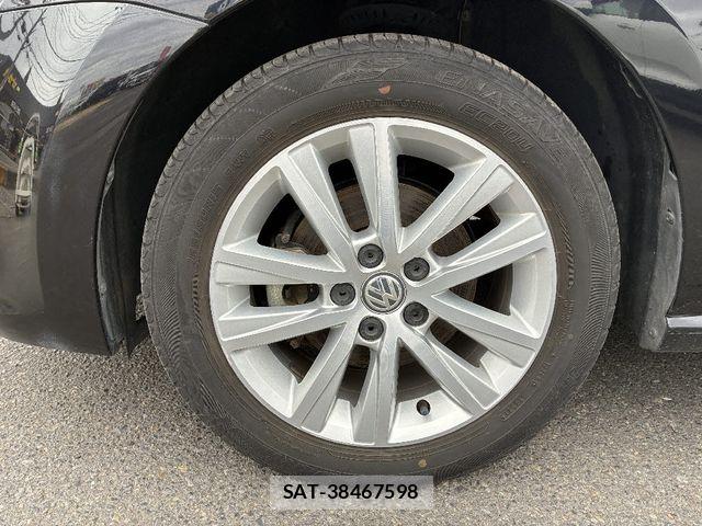 VolksWagen POLO 2018-03 7360483-21