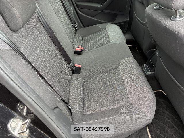 VolksWagen POLO 2018-03 7360483-4