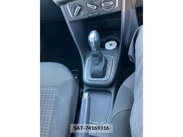 VolksWagen POLO 2015-07 7394860-15