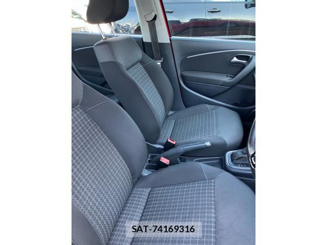 VolksWagen POLO 2015-07 7394860-17