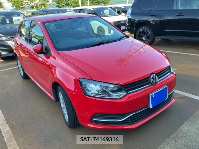 VolksWagen POLO 2015-07 7394860-1
