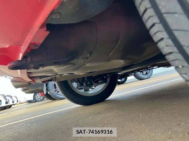 VolksWagen POLO 2015-07 7394860-23
