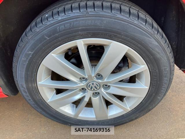 VolksWagen POLO 2015-07 7394860-4
