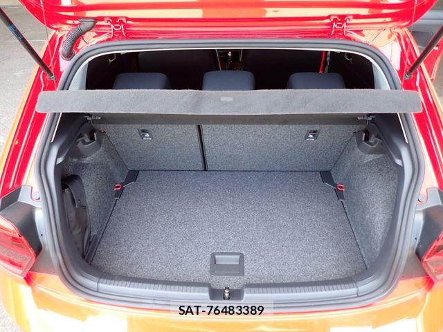VolksWagen POLO 2018-06 7458834-22