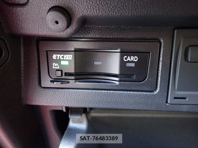 VolksWagen POLO 2018-06 7458834-29
