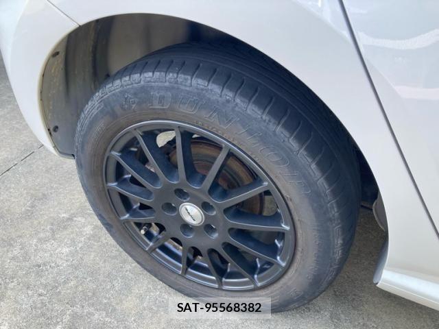 VolksWagen POLO 2014-03 7458840-5