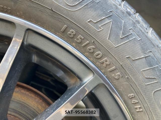 VolksWagen POLO 2014-03 7458840-8