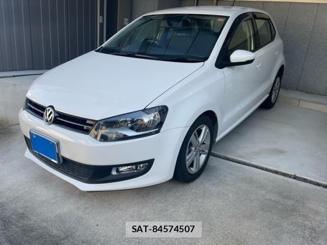 VolksWagen POLO 2014-03 7458839-2