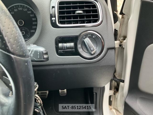 VolksWagen POLO 2013-09 7458838-13
