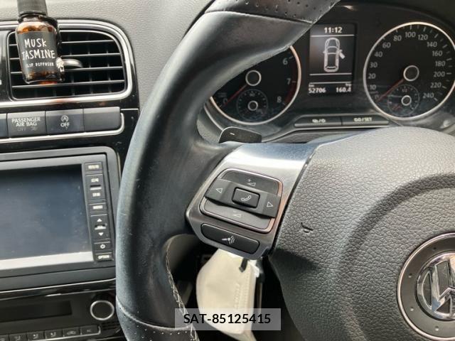 VolksWagen POLO 2013-09 7458838-15