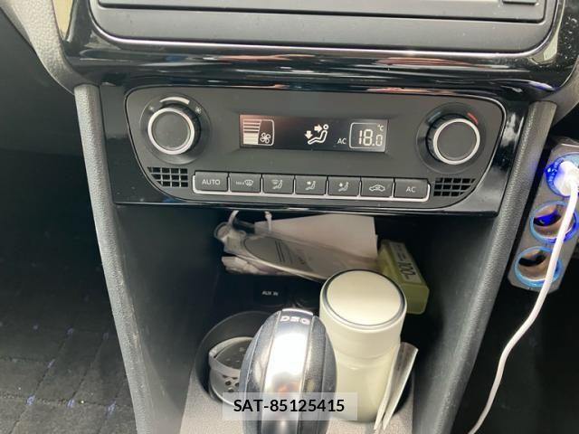 VolksWagen POLO 2013-09 7458838-22