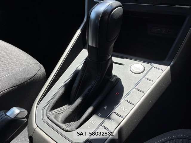 VolksWagen POLO 2021-09 7458836-14
