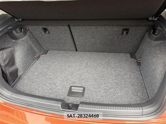 VolksWagen POLO 2022-02 7503743-18