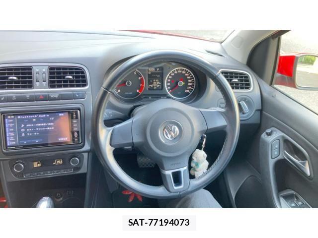 VolksWagen POLO 2012-06 7503756-7