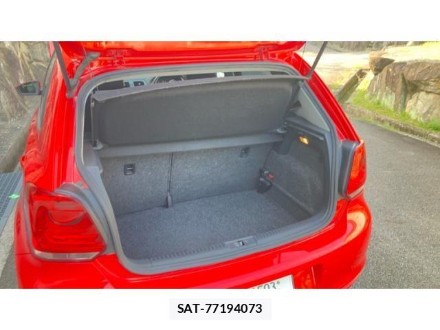 VolksWagen POLO 2012-06 7503756-19