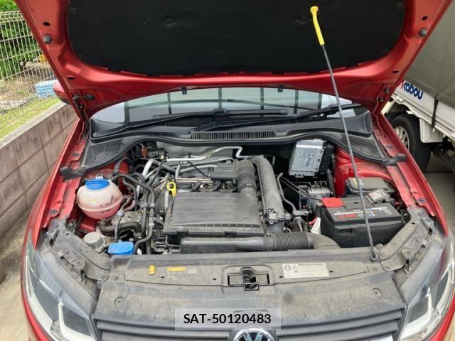 VolksWagen POLO 2015-02 7503746-10