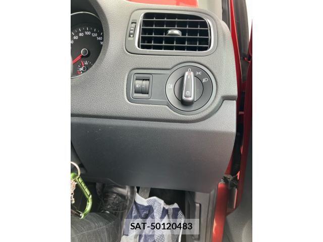 VolksWagen POLO 2015-02 7503746-14