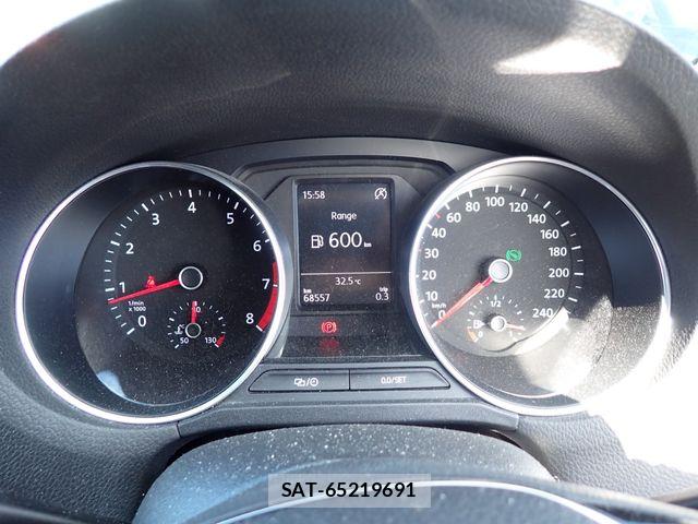 VolksWagen POLO 2015-06 7563087-8