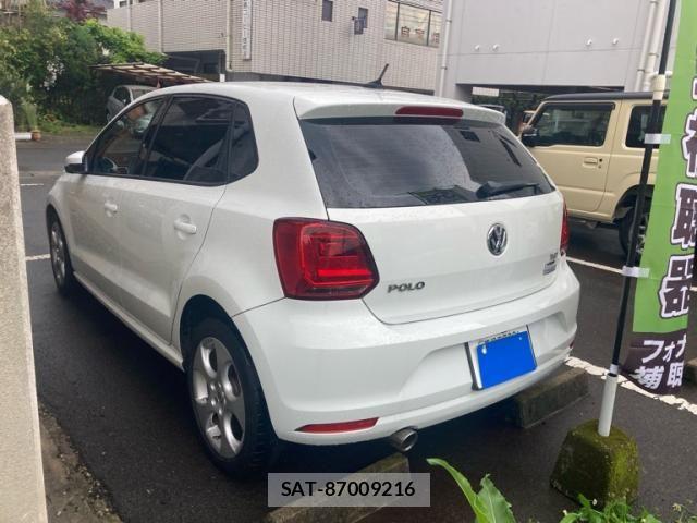 VolksWagen POLO 2016-10 7563089-4