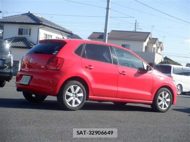 VolksWagen POLO 2011-06 7621340-2