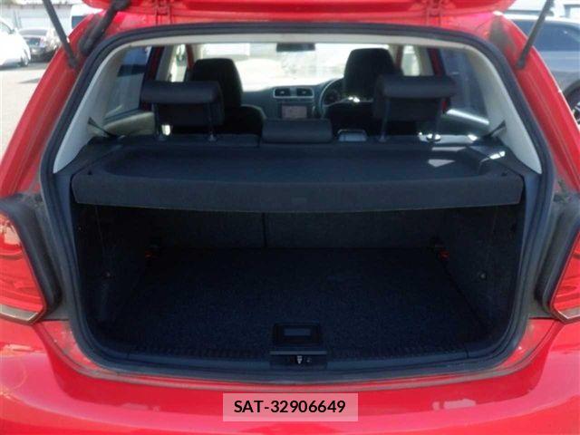 VolksWagen POLO 2011-06 7621340-5