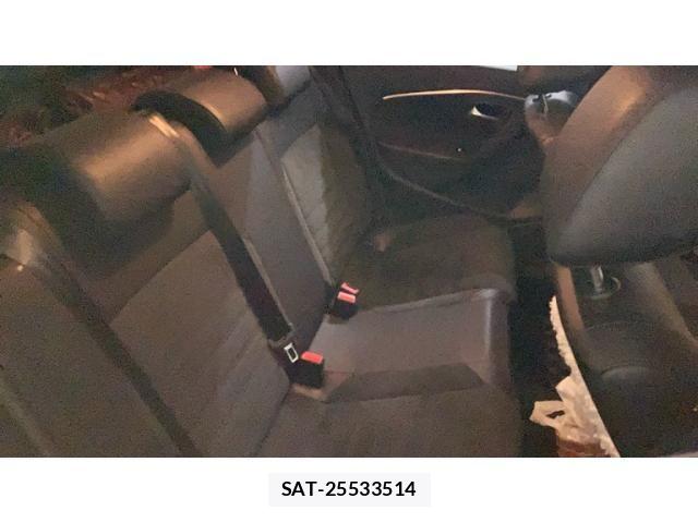 VolksWagen POLO 2017-08 7621346-23
