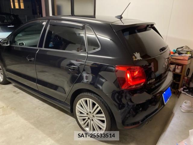 VolksWagen POLO 2017-08 7621346-2